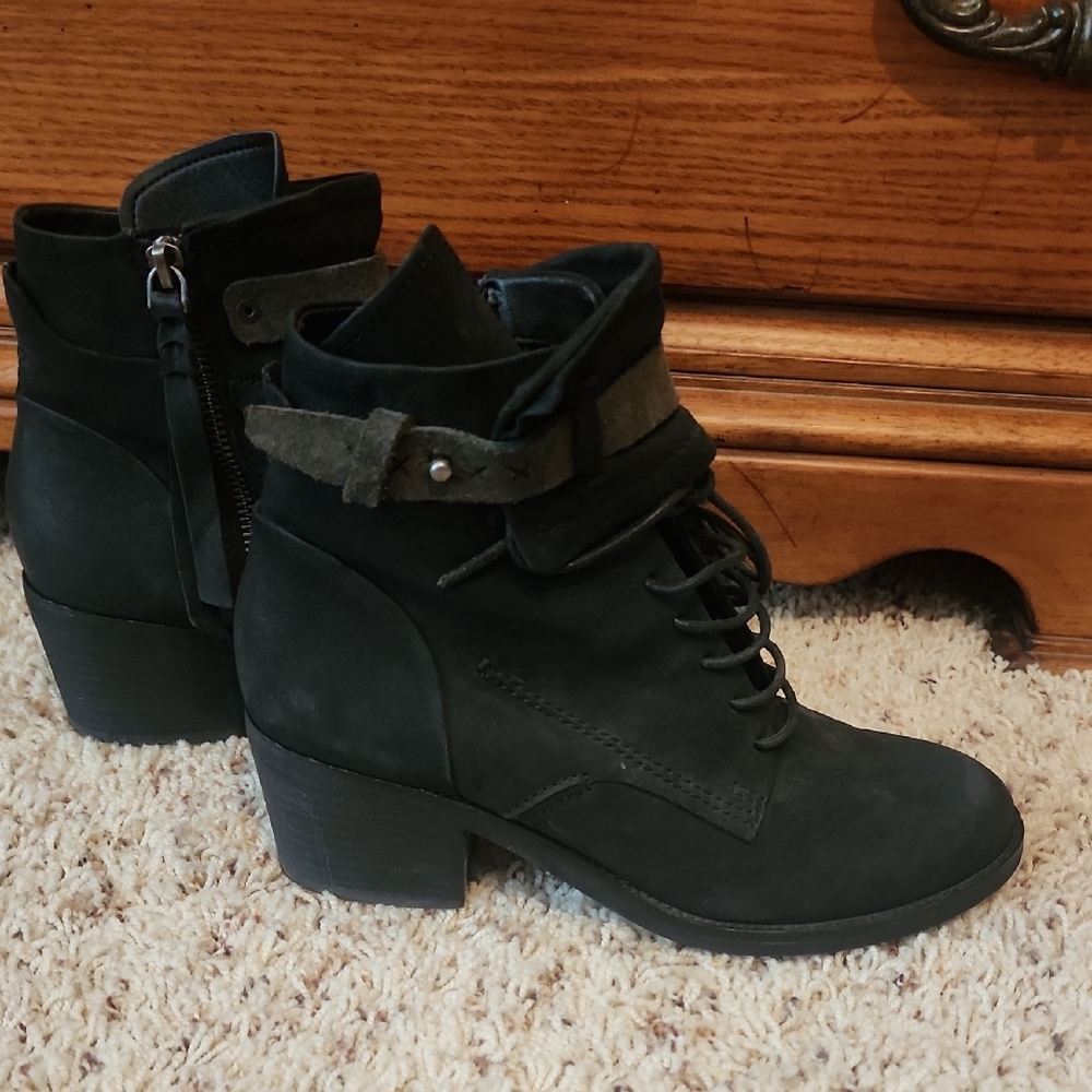 Dolce Vita Dixie Lace Up Black Ankle Boots 6 - Picture 3 of 10